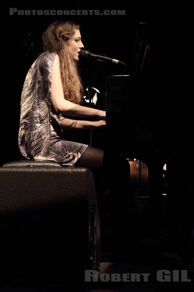 BIRDY - 2012-09-10 - PARIS - La Cigale - 